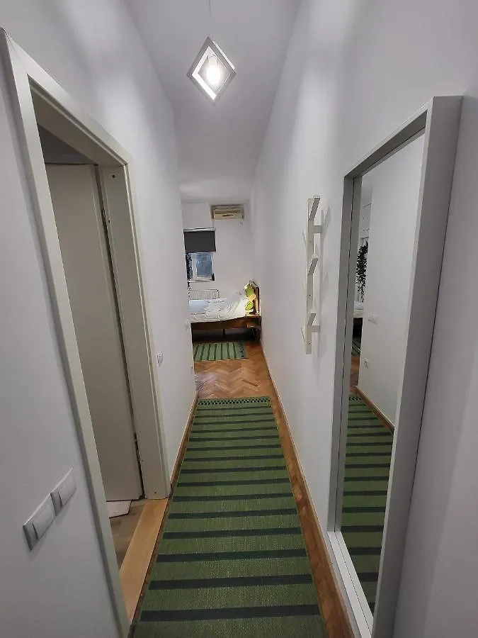Cozy Old Town Apartments - Lipscani Bucharest 0*,