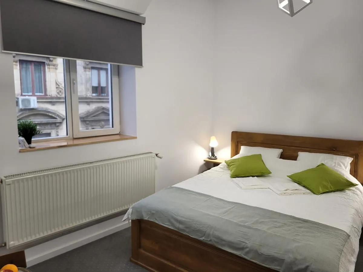 Cozy Old Town Apartments - Lipscani Bucharest Romania