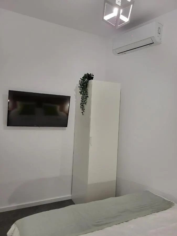 Cozy Old Town Apartments - Lipscani Bucharest