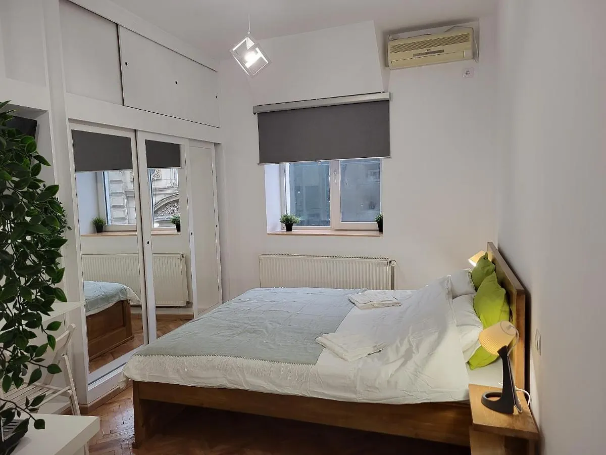 Cozy Old Town Apartments - Lipscani Bucharest