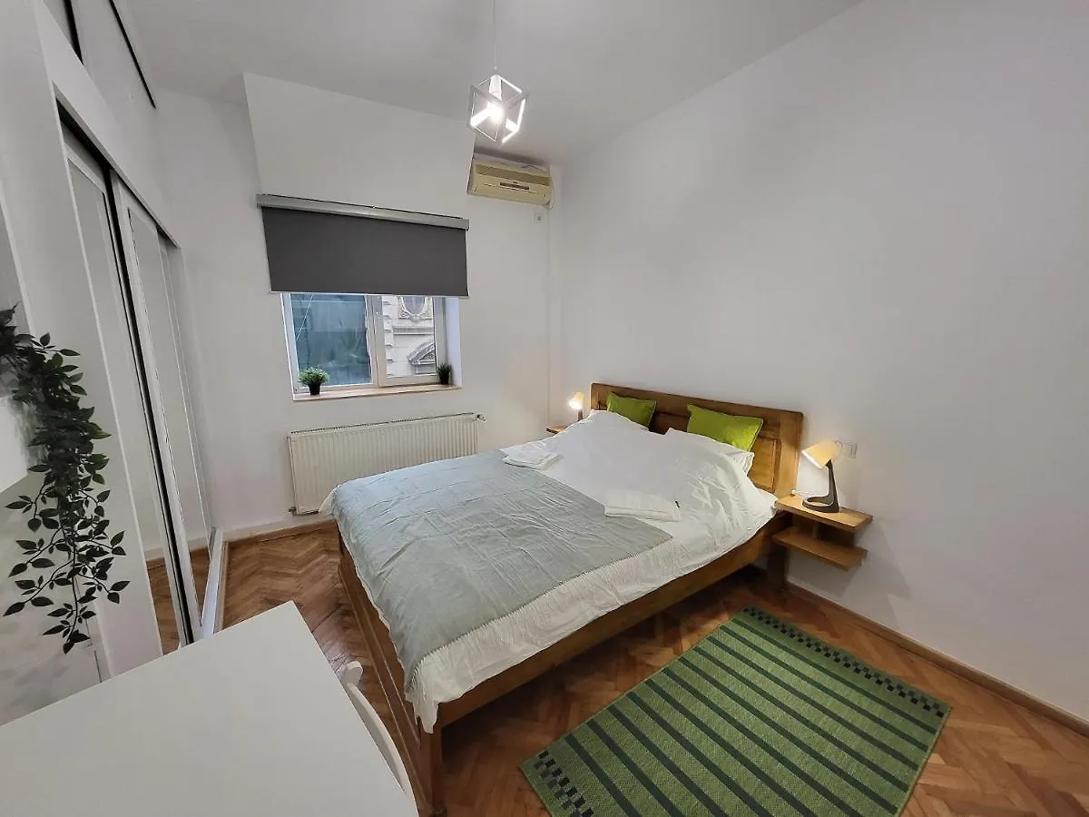 Cozy Old Town Apartments - Lipscani Bucharest